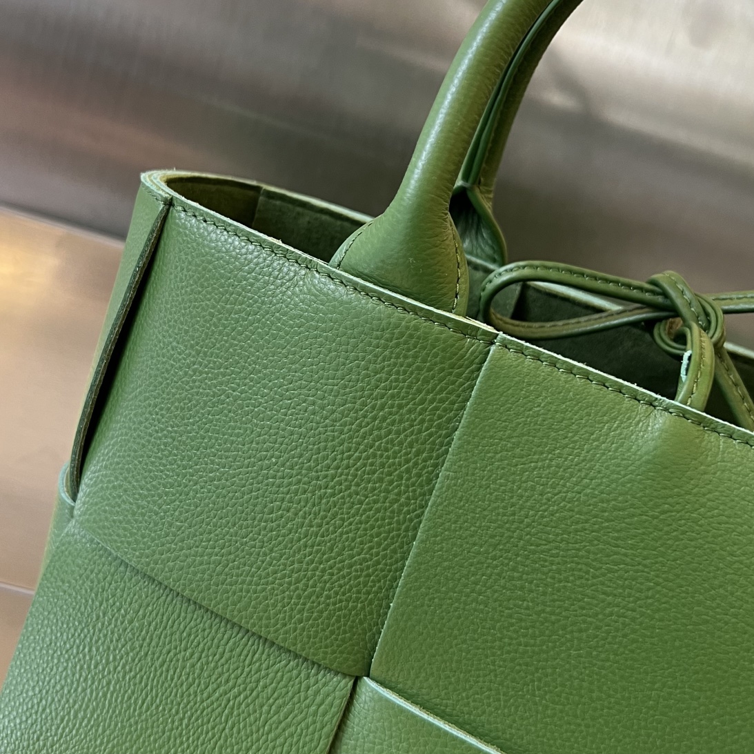 Mini Arco Intreccio Leather Tote Bag Apple Green